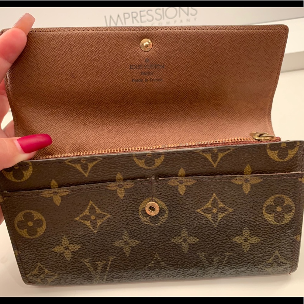 LV Long Snap Wallet